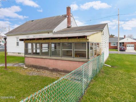 3 John Street Green Island NY 12183
