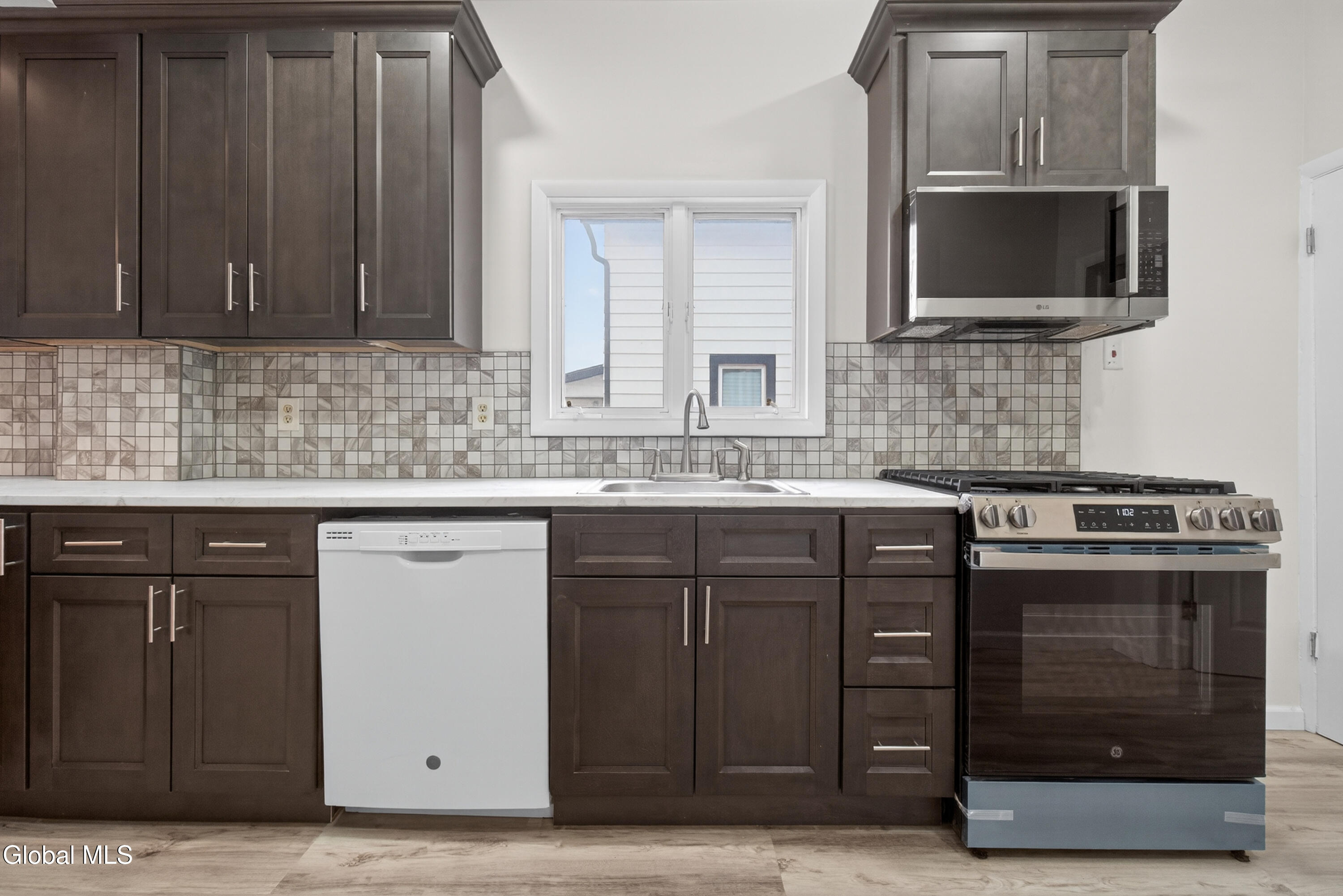 41 Mereline Avenue Albany NY 12209