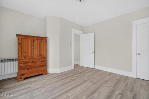 41 Mereline Avenue Albany NY 12209