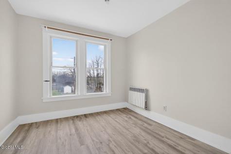 41 Mereline Avenue Albany NY 12209