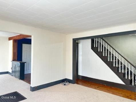 5 Edna Avenue Ravena NY 12143