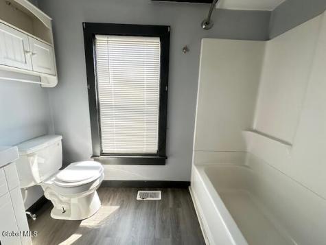 5 Edna Avenue Ravena NY 12143