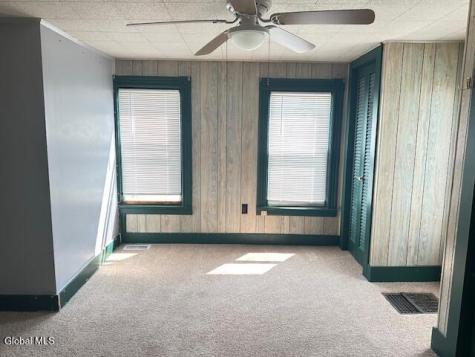 5 Edna Avenue Ravena NY 12143