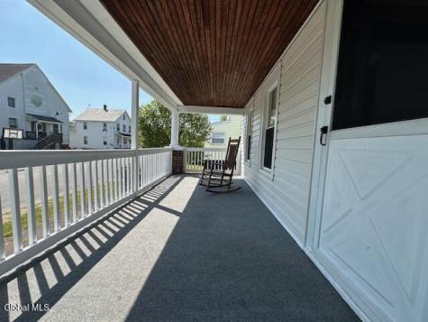 5 Edna Avenue Ravena NY 12143