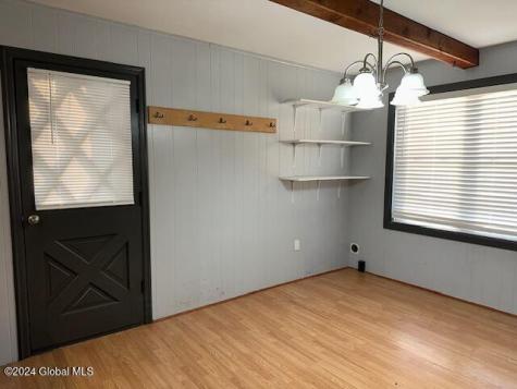 5 Edna Avenue Ravena NY 12143