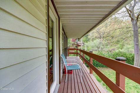 129 Okara Drive Schenectady NY 12303