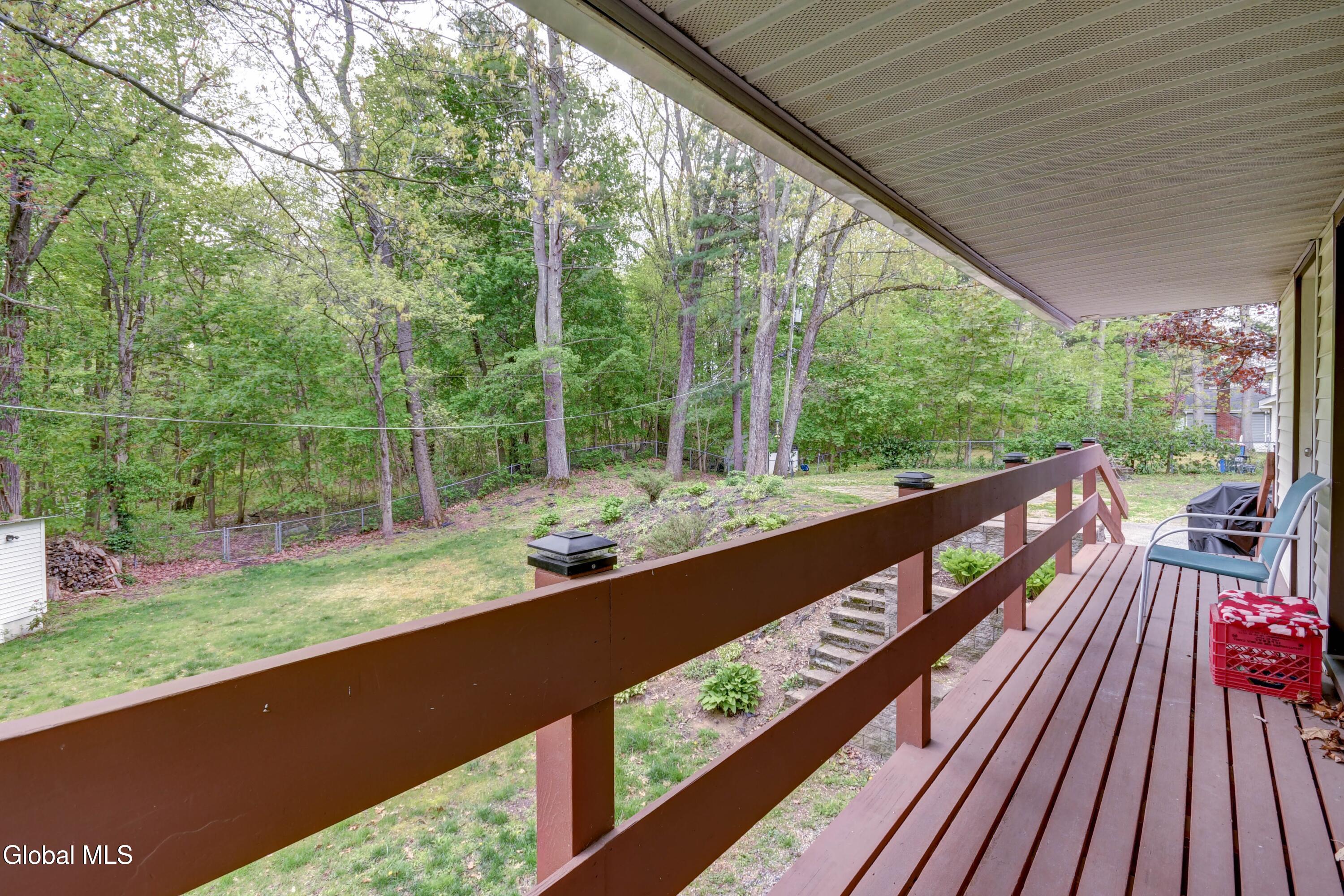 129 Okara Drive Schenectady NY 12303