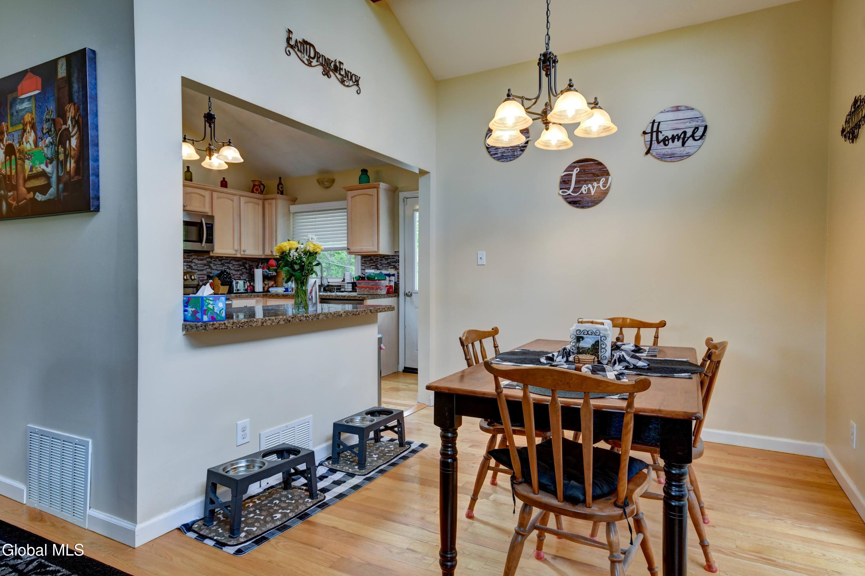 129 Okara Drive Schenectady NY 12303