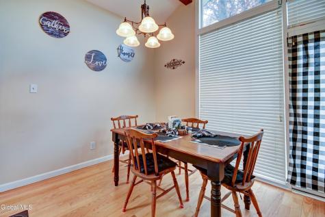 129 Okara Drive Schenectady NY 12303