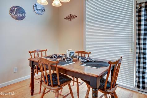 129 Okara Drive Schenectady NY 12303