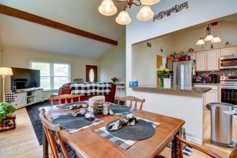 129 Okara Drive Schenectady NY 12303
