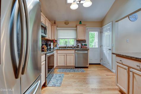 129 Okara Drive Schenectady NY 12303