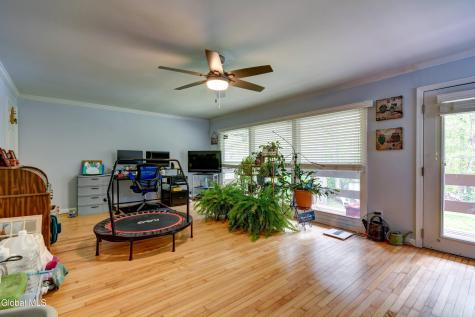 129 Okara Drive Schenectady NY 12303