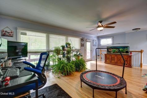 129 Okara Drive Schenectady NY 12303