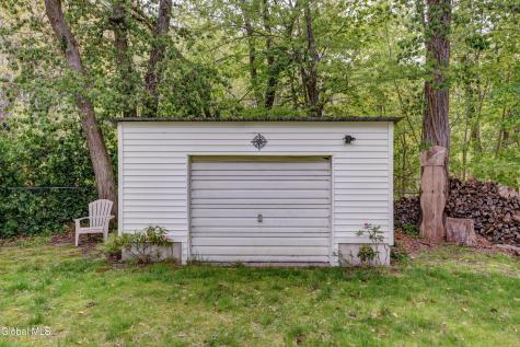 129 Okara Drive Schenectady NY 12303