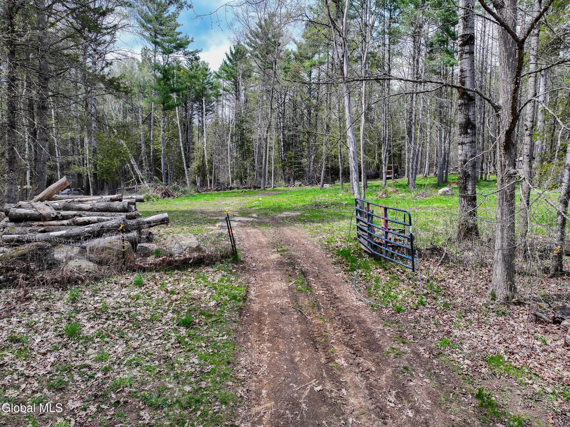 631 Hogback Road Crown Point NY 12928