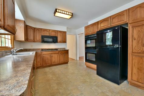 9 Tamarack Lane Clifton Park NY 12065