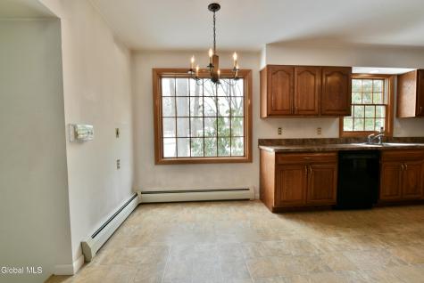 9 Tamarack Lane Clifton Park NY 12065