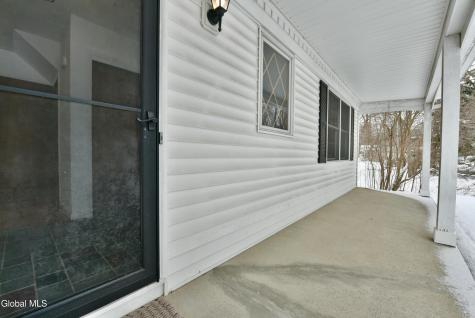 9 Tamarack Lane Clifton Park NY 12065