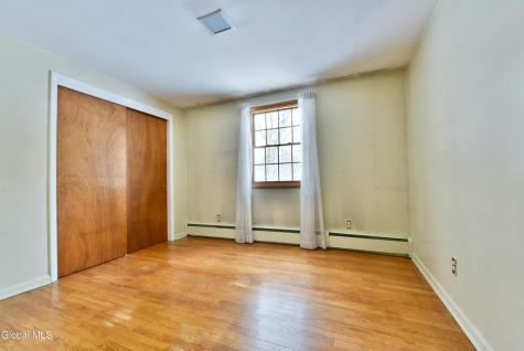 9 Tamarack Lane Clifton Park NY 12065