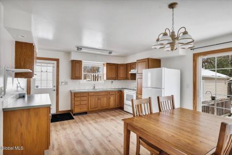 9 Kevin Lane East Greenbush NY 12061