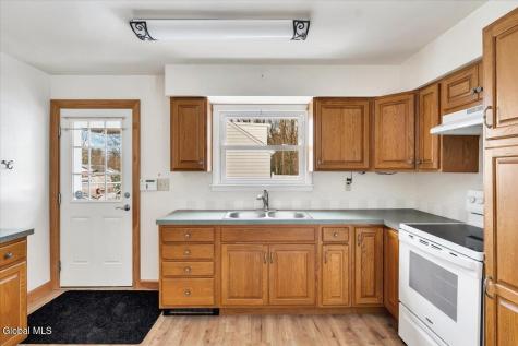 9 Kevin Lane East Greenbush NY 12061