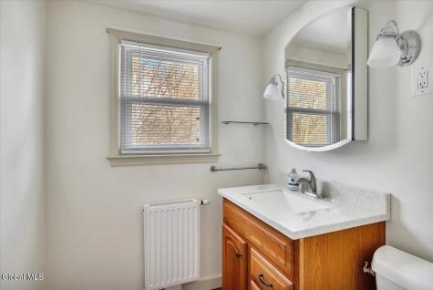 9 Kevin Lane East Greenbush NY 12061