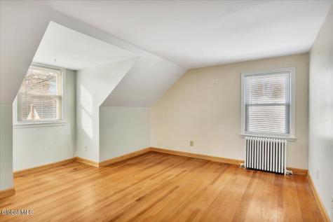 9 Kevin Lane East Greenbush NY 12061