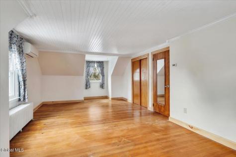 9 Kevin Lane East Greenbush NY 12061