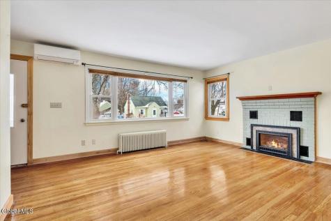 9 Kevin Lane East Greenbush NY 12061