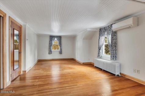 9 Kevin Lane East Greenbush NY 12061