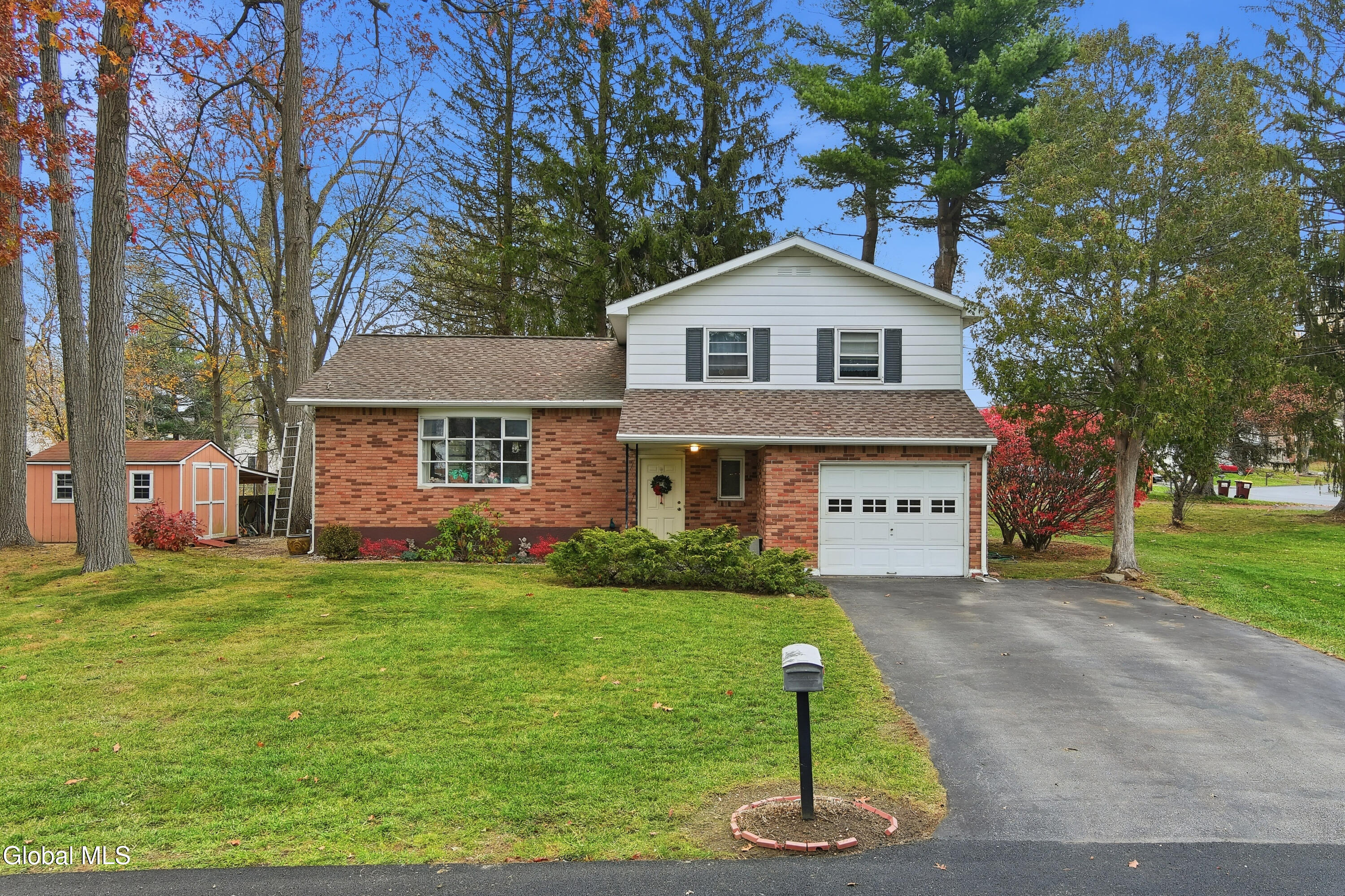 4 Flicker Drive Latham NY 12110