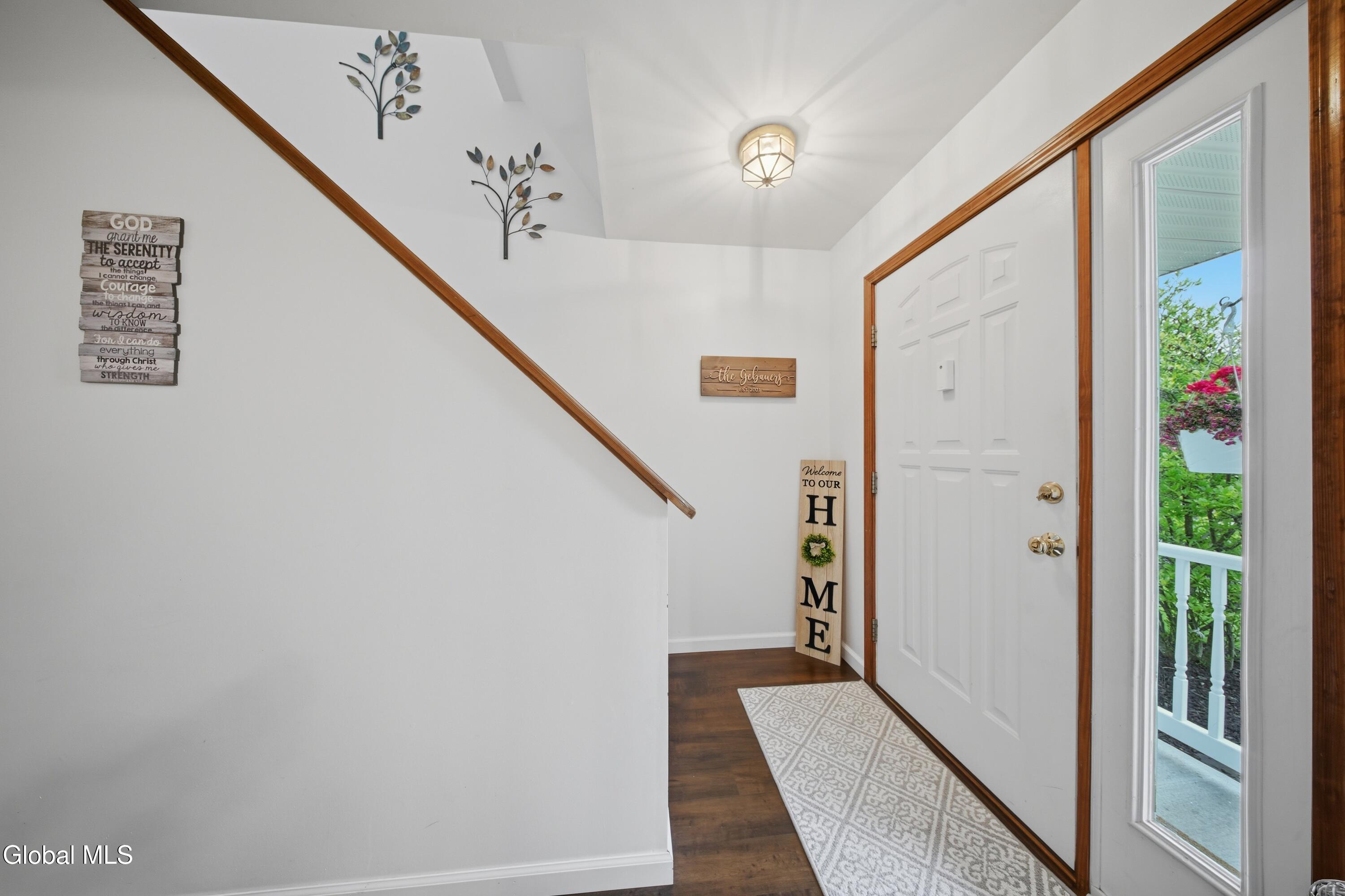41 Wicken Square Colonie NY 12205