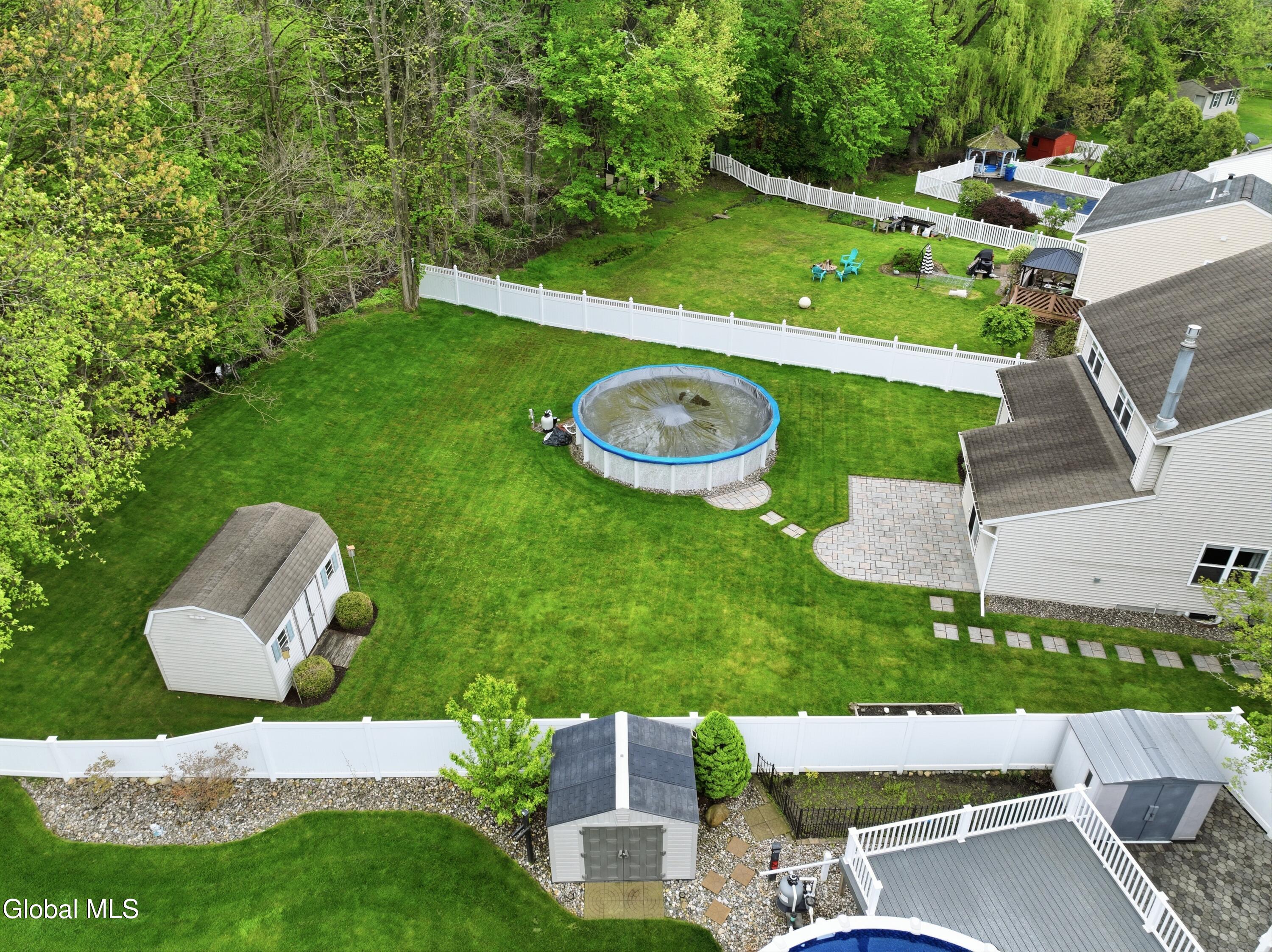 41 Wicken Square Colonie NY 12205