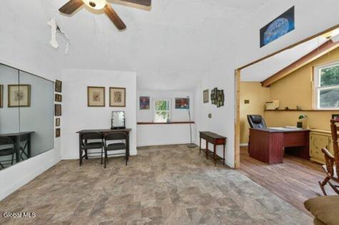 25 Hawthorne Hill Road New Lebanon NY 12024