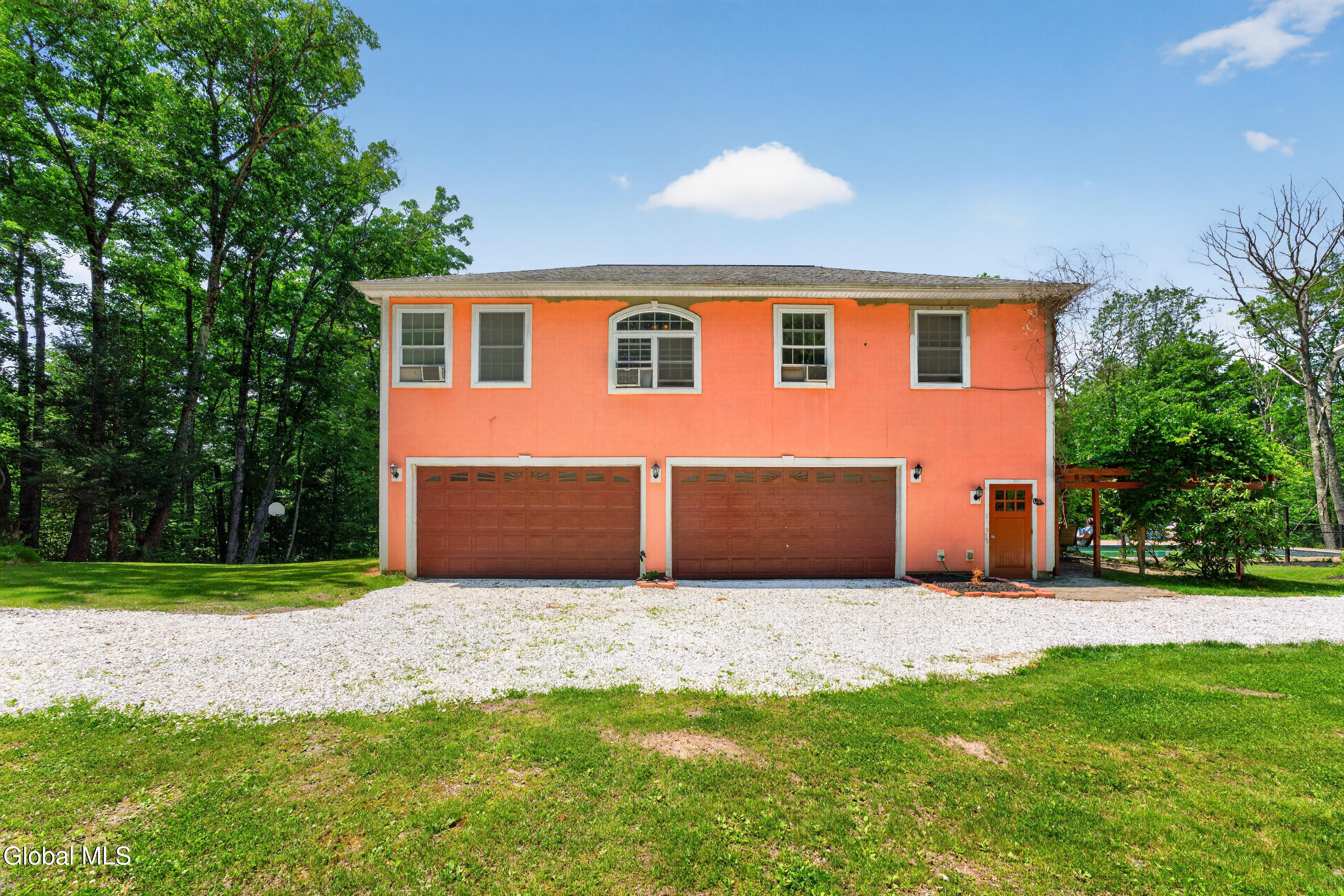 25 Hawthorne Hill Road New Lebanon NY 12024