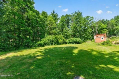 25 Hawthorne Hill Road New Lebanon NY 12024