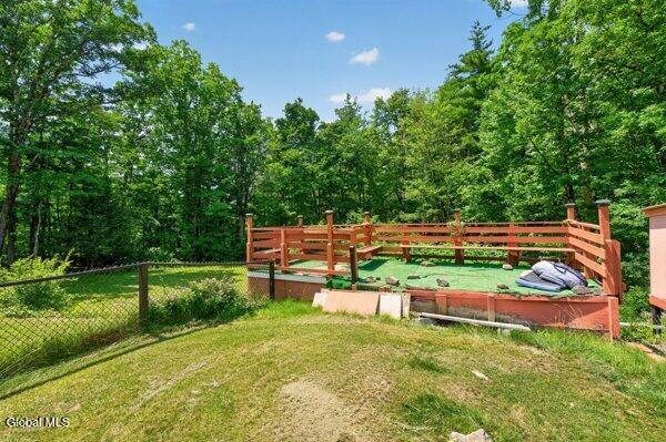 25 Hawthorne Hill Road New Lebanon NY 12024