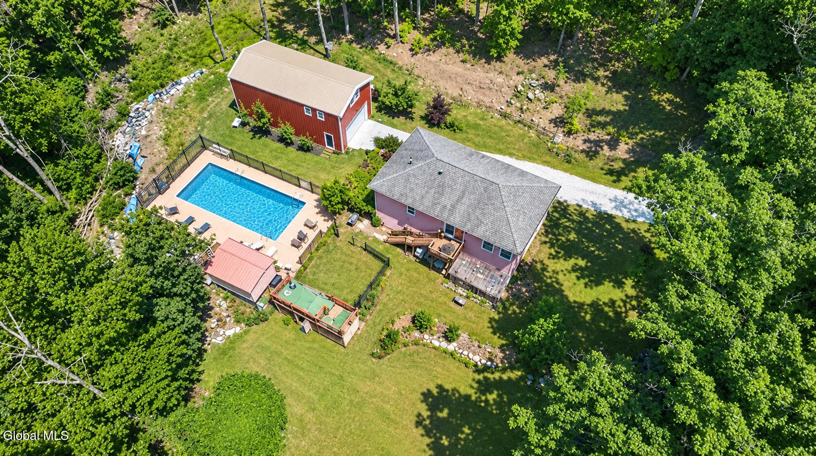25 Hawthorne Hill Road New Lebanon NY 12024