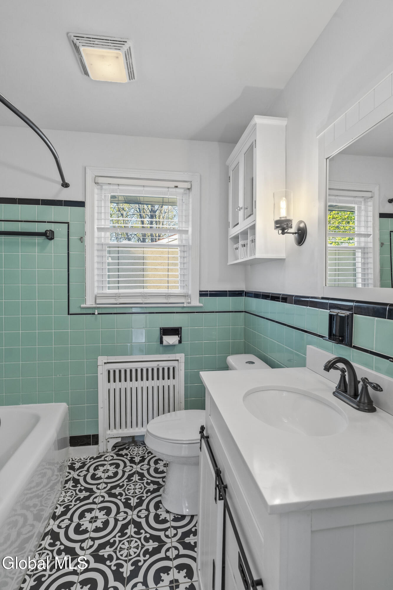 185 Exchange Street Colonie NY 12205