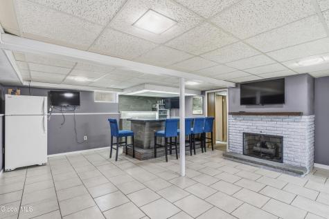 185 Exchange Street Colonie NY 12205