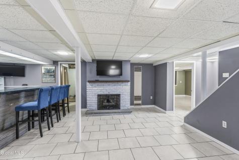 185 Exchange Street Colonie NY 12205