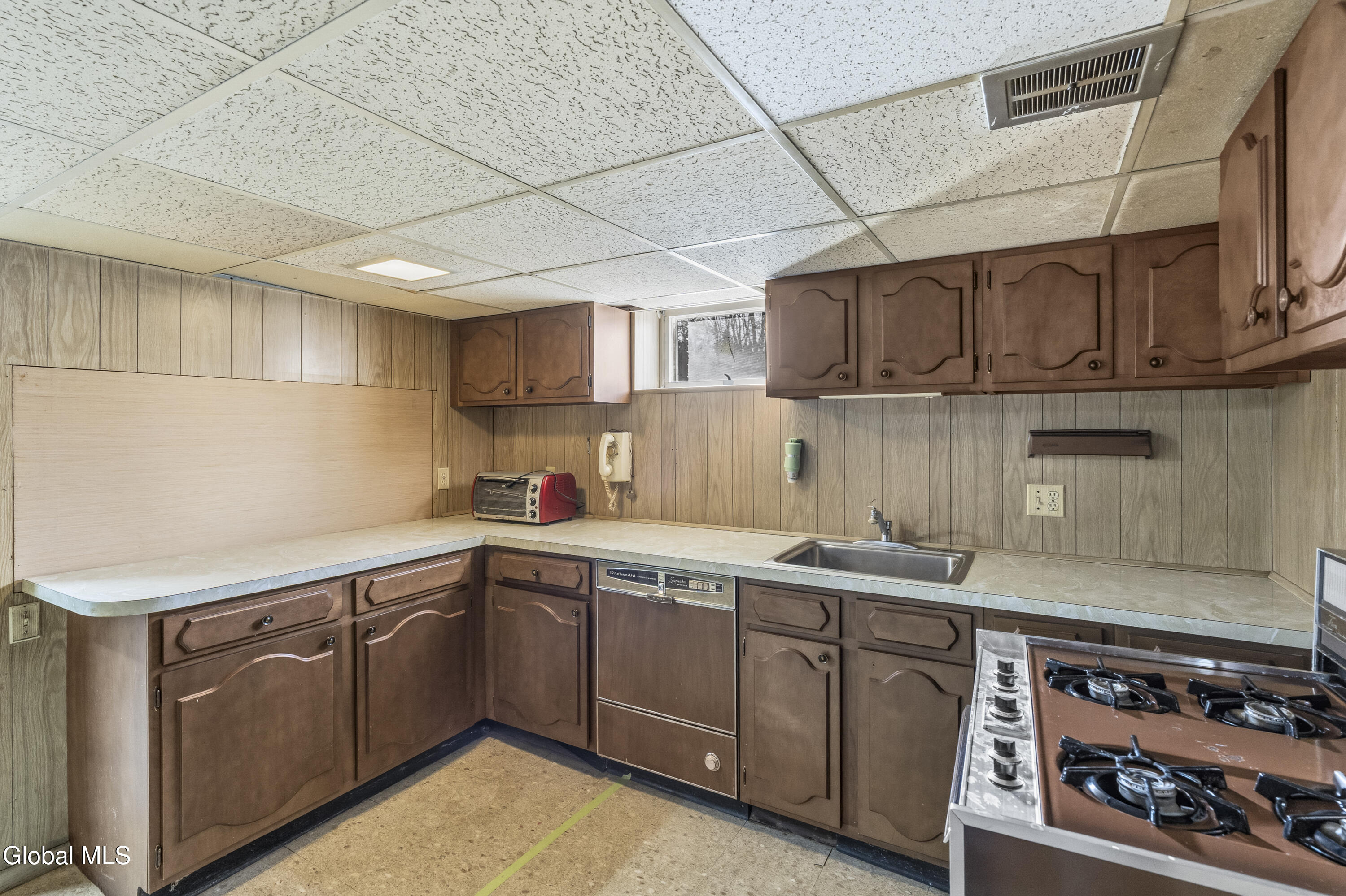 185 Exchange Street Colonie NY 12205