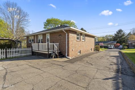 185 Exchange Street Colonie NY 12205
