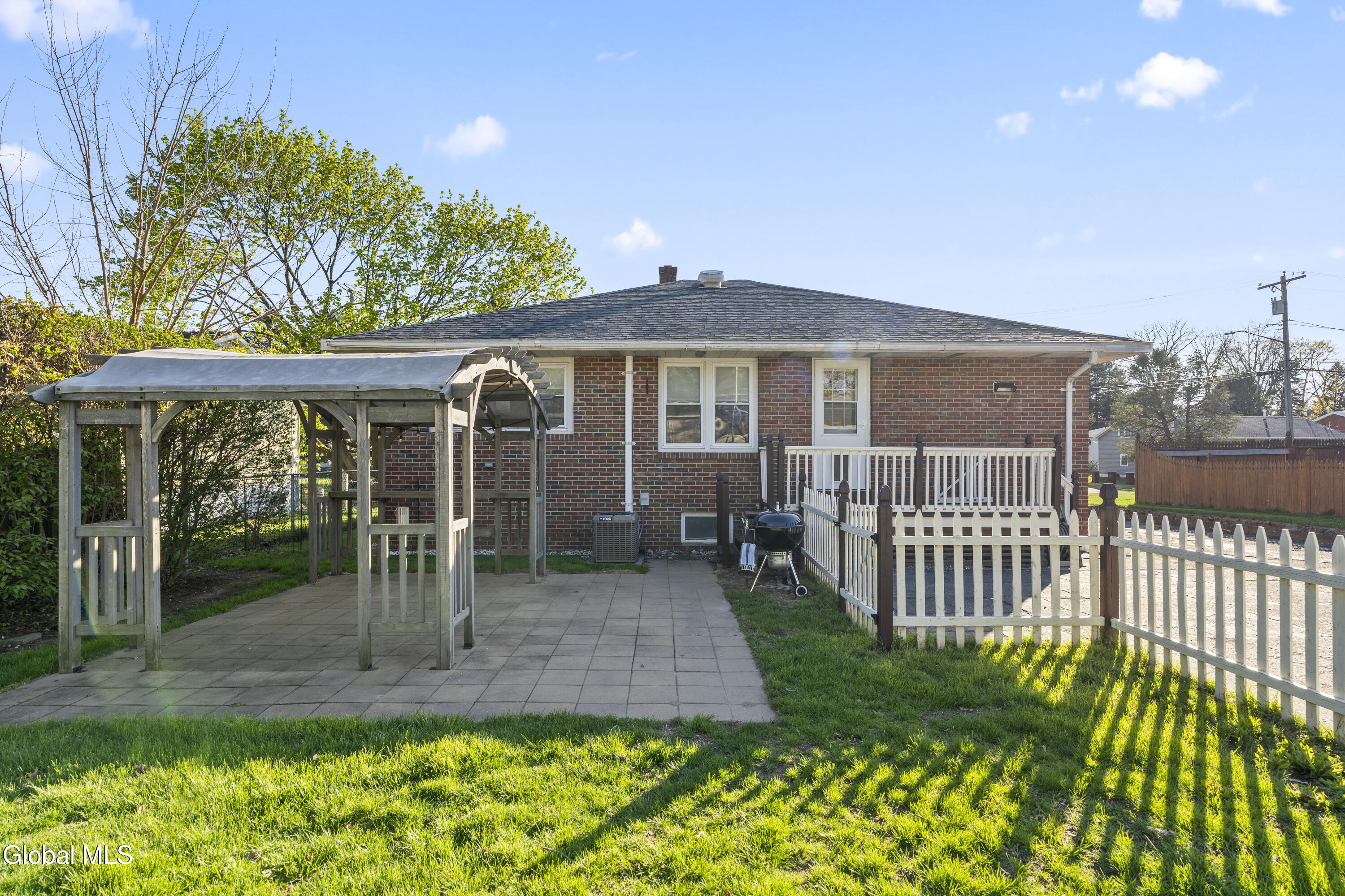 185 Exchange Street Colonie NY 12205