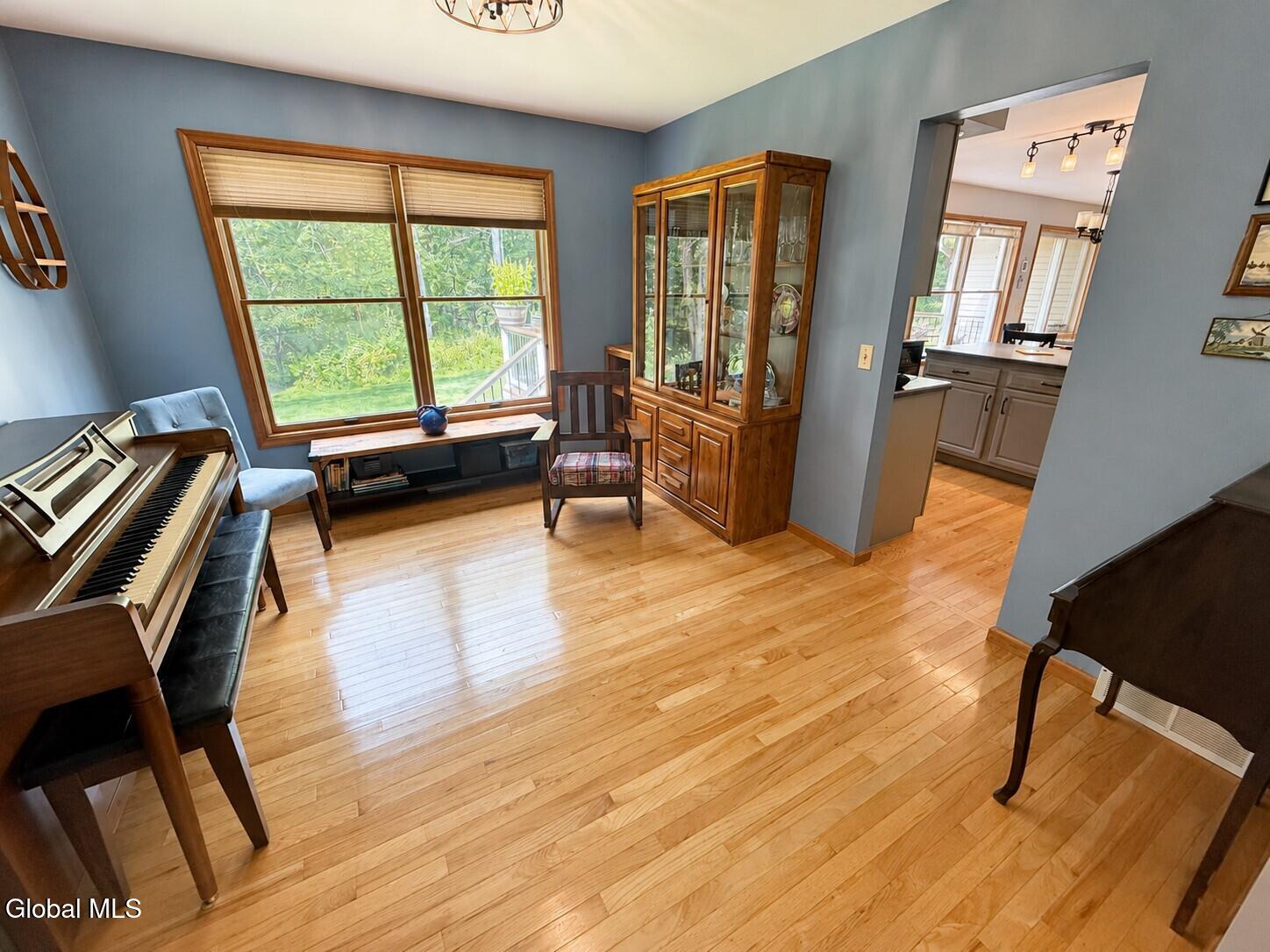 23 Holloway Lane Averill Park NY 12018