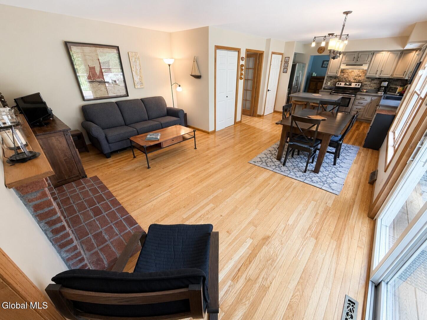 23 Holloway Lane Averill Park NY 12018