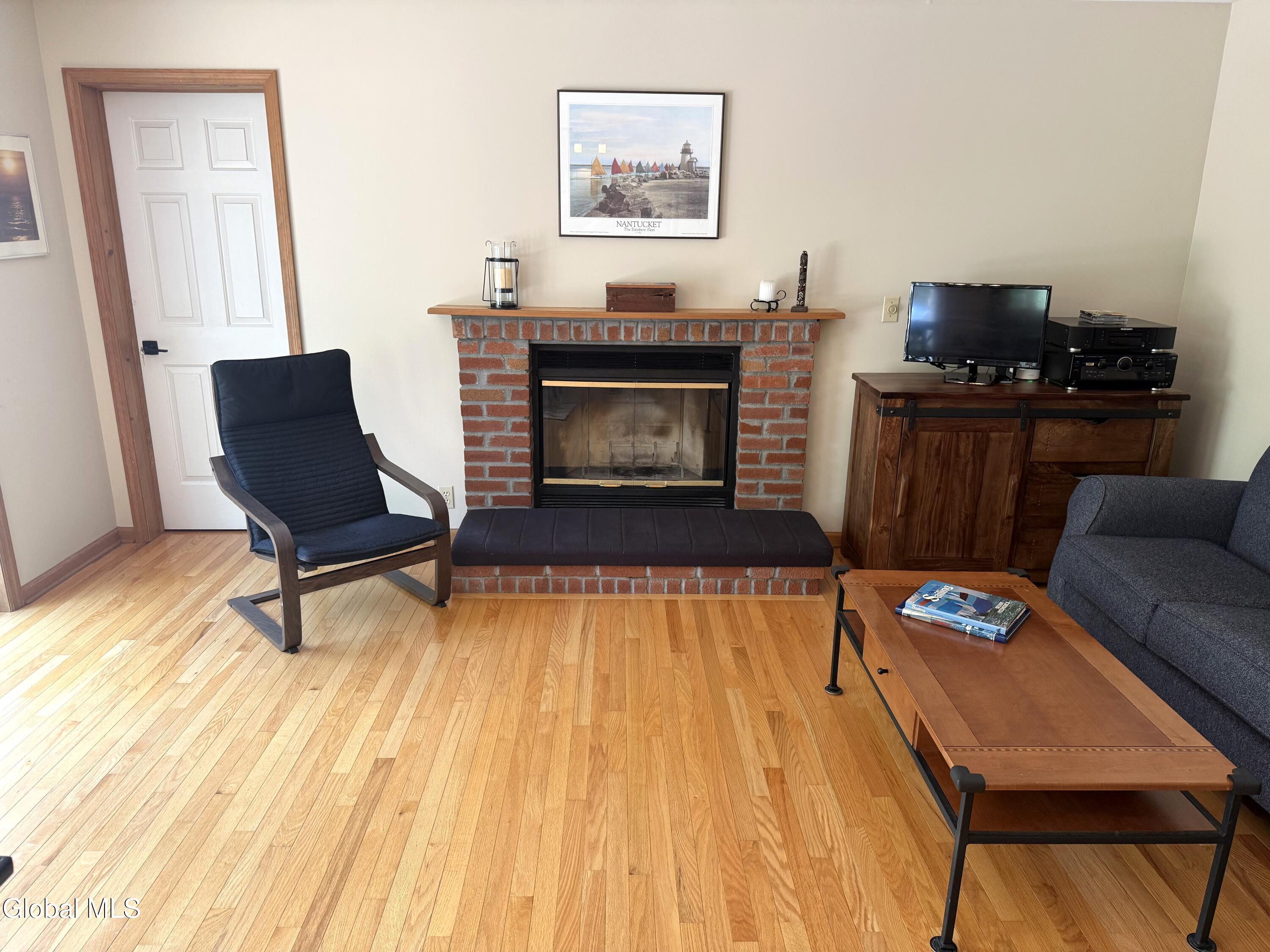 23 Holloway Lane Averill Park NY 12018