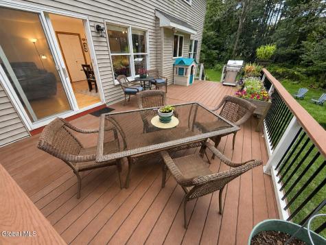 23 Holloway Lane Averill Park NY 12018