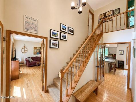23 Holloway Lane Averill Park NY 12018